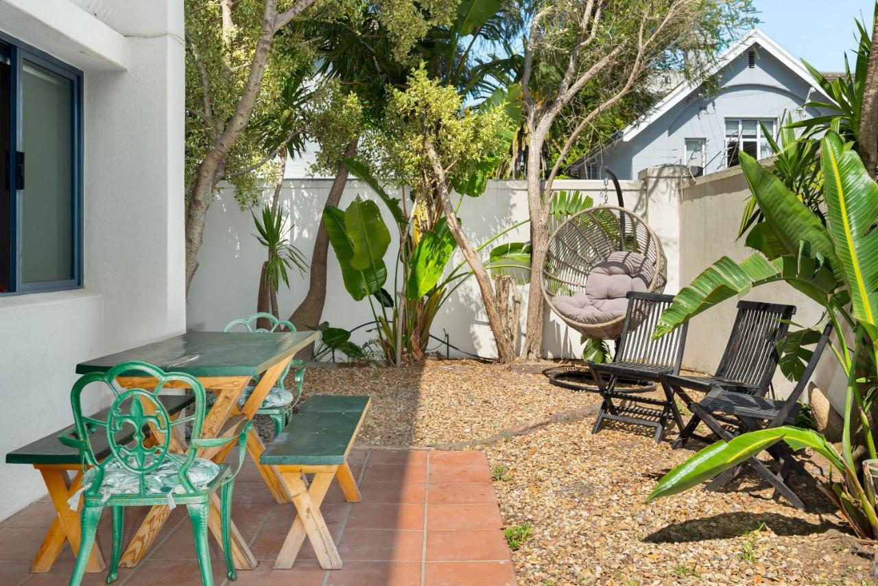 Planet Africa 18 Apartment Cape Town